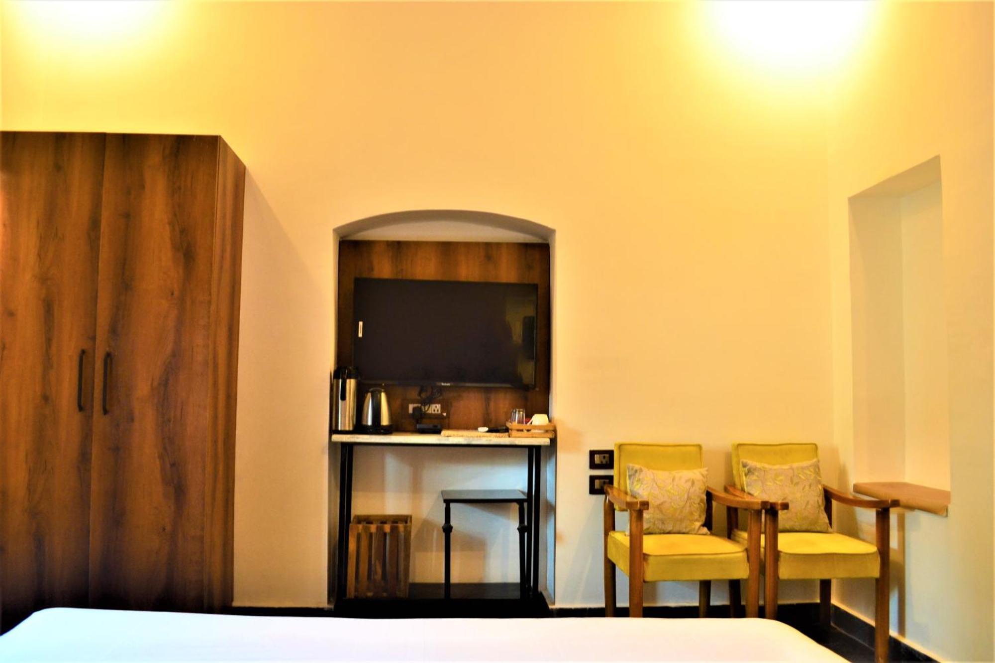 Meeram Ganga, A Heritage Stay By The Ganges At Triveni Ghat Risikés Kültér fotó