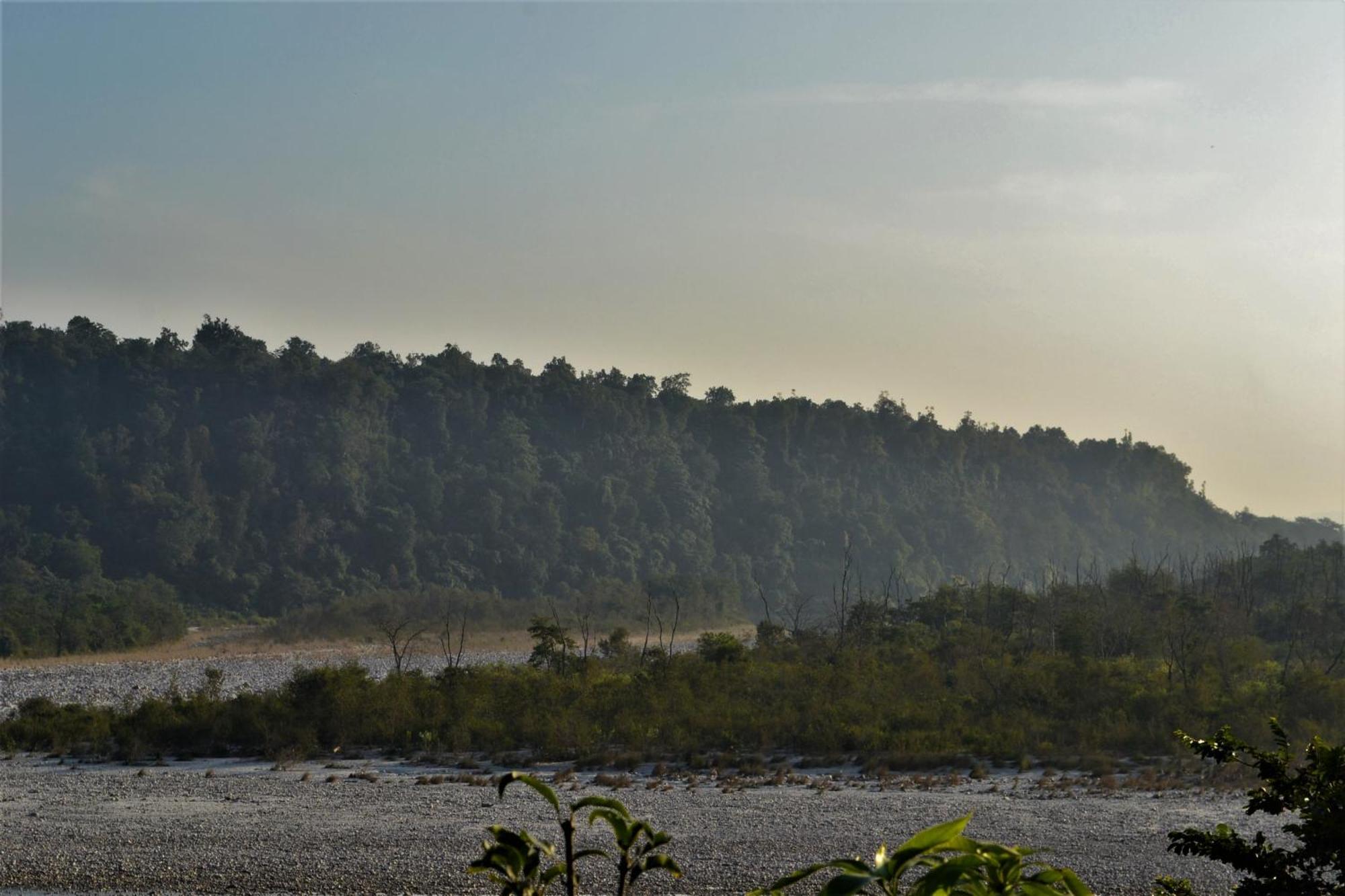Meeram Ganga, A Heritage Stay By The Ganges At Triveni Ghat Risikés Kültér fotó